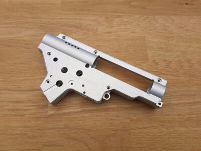Retro Arms aluminiowy szkielet gearboxa CNC SR25 V2 long QSC (8mm) - obrazek 4