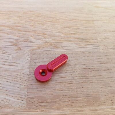 Selektor ognia AR15 CNC - typ B czerwony