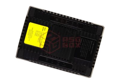 Nitecore UMS4 Charger Black - obrazek 4