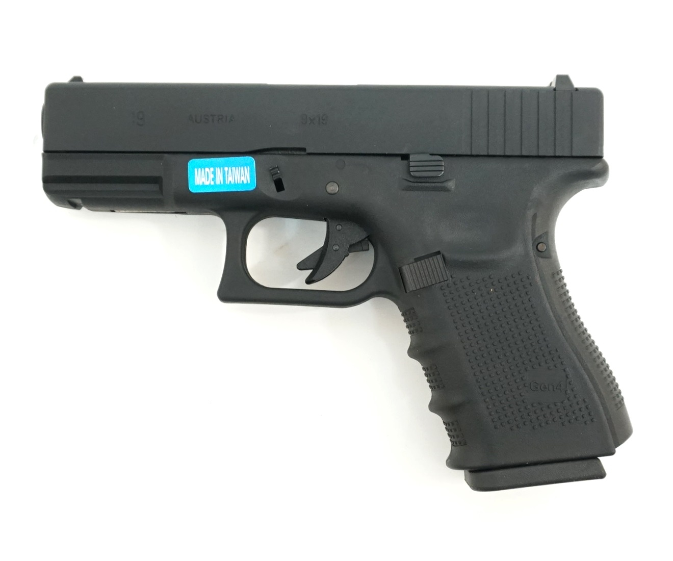 WE GBB Gas Pistol R19 Gen4 - Black OD-A-WE00101 asgbox.pl WE GBB Gas Pistol R19 Gen4 - Black