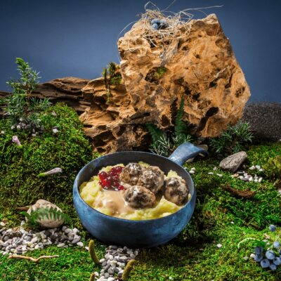 Alternative view of KIDS Swedish meatballs with cream sauce and mashed potatoes