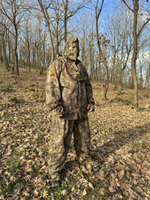 KMCS Complete Ghillie Suit for Crafting - Woodland Floor - obrazek 4