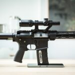 Novritsch M4 / AR15 Gun Glass Stand - Black - obrazek 5