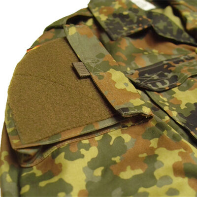 Alternative view of KSK-field jacket, flecktarn