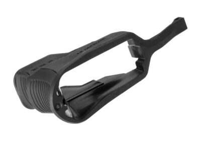 IMI Defense Ergonomic Overmolded Magwell Grip with Trigger Guard for AR-15 Black - obrazek 2