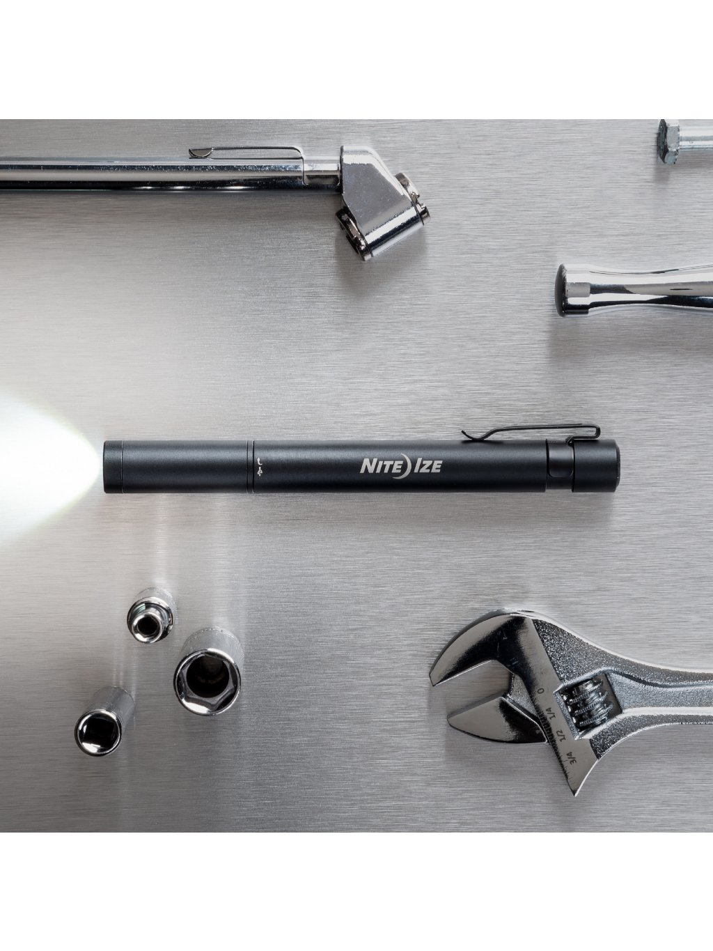 Nite Ize Radiant Rechargeable Pen Light OD-A-RPLRA-01-R7 asgbox.pl Nite Ize Radiant Rechargeable Pen Light - obrazek 7