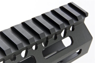 BCM MCMR 10" handguard compatible with M-LOK - Black - obrazek 6