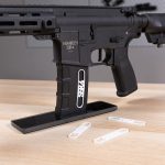 Novritsch M4 / AR15 Gun Glass Stand - Black - obrazek 6