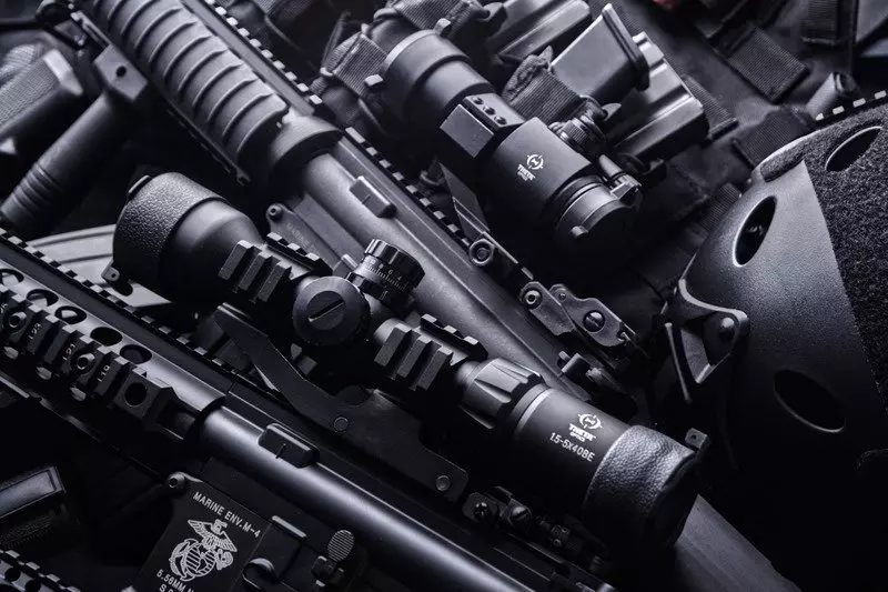 Replika celownika kolimatorowego Battle - czarny THO-10-007856-00 asgbox.pl asgbox.pl - Replika celownika kolimatorowego Battle - czarny