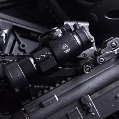 Replika celownika kolimatorowego Battle - czarny THO-10-007856-00 asgbox.pl Replika celownika kolimatorowego Battle - czarny THO-10-007856-00 asgbox.pl