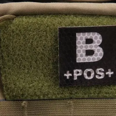 Alternative view of Naszywka IR z grupą krwi: B POS