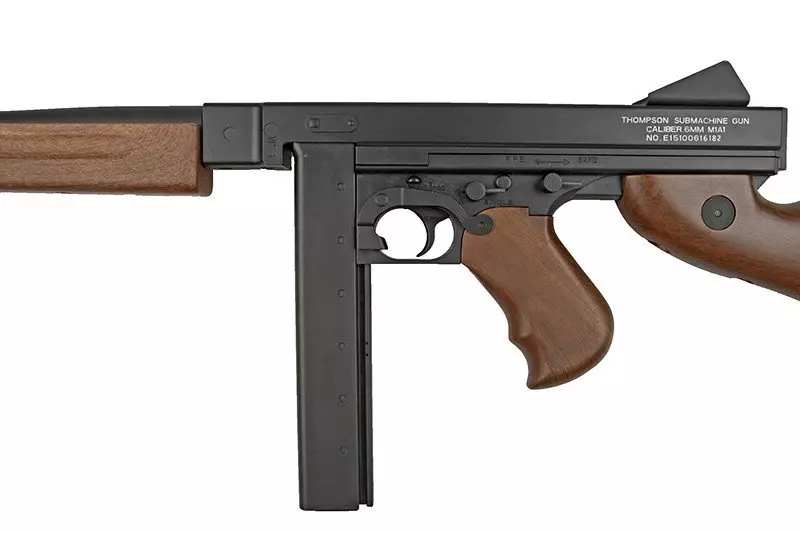 Replika pistoletu maszynowego Thompson M1A1 Military CYB-01-007293-00 asgbox.pl Replika pistoletu maszynowego Thompson M1A1 Military - obrazek 4
