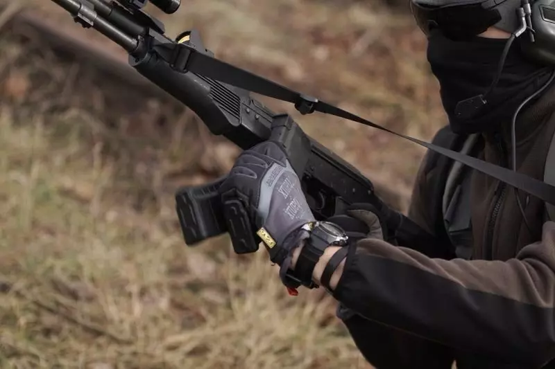 Rękawice Mechanix FastFit - Mossy Oak® MCW-33-007634-03 asgbox.pl Rękawice Mechanix FastFit - Mossy Oak® - obrazek 3