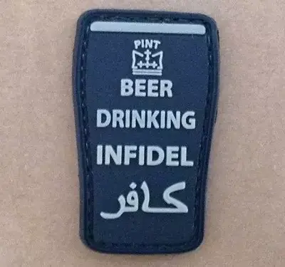Alternative view of Naszywka 3D - Beer drinking infidel - Black