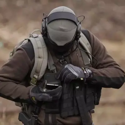 Alternative view of Ładownica na GPS / telefon - tan