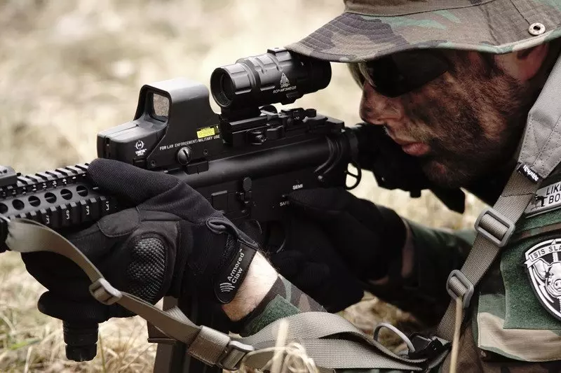 Replika celownika kolimatorowego TO551 - czarna THO-10-010994-00 asgbox.pl asgbox.pl - Replika celownika kolimatorowego TO551 - czarna