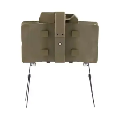 Alternative view of Mina Claymore