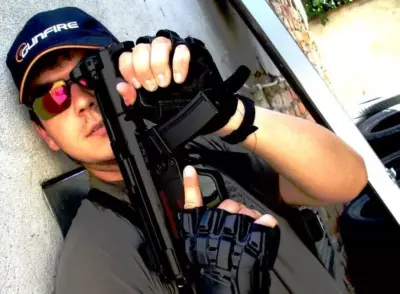 Replika pistoletu maszynowego G55 PDW - obrazek 4
