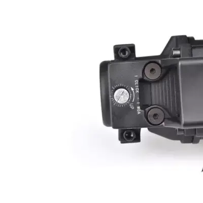 Replika lunety ACOG 4X32C (z podświetleniem światłowodowym i celownikiem RMR) - czarna AMO-10-013657-00 asgbox.pl Replika lunety ACOG 4X32C (z podświetleniem światłowodowym i celownikiem RMR) - czarna AMO-10-013657-00 asgbox.pl