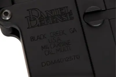 Replika karabinka Daniel Defense® MK18 SA-E19 EDGE™ - Half-Tan - obrazek 3