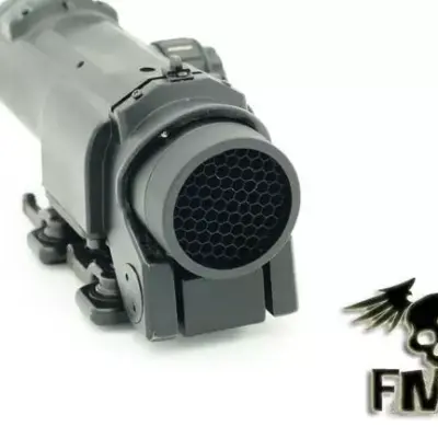 Osłona przeciwsłoneczna do celownika optycznego FMA-10-003935-00 asgbox.pl