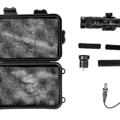 Latarka taktyczna M300W KM1-A Scout Light - czarna NEV-11-024986-00 asgbox.pl Latarka taktyczna M300W KM1-A Scout Light - czarna NEV-11-024986-00 asgbox.pl