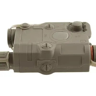 Replika AN/PEQ 15 z celownikiem laserowym - foliage green FMA-10-005599-00 asgbox.pl Replika AN/PEQ 15 z celownikiem laserowym - foliage green FMA-10-005599-00 asgbox.pl