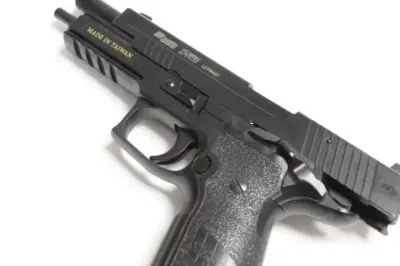 Replika pistoletu SIG SAUER P226 X-FIVE - obrazek 2