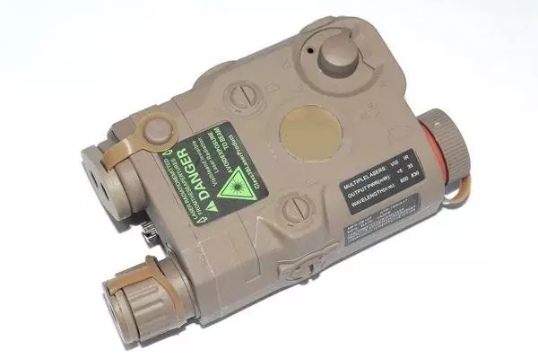 Alternative view of Pojemnik na akumulator AN/PEQ 15 -  tan