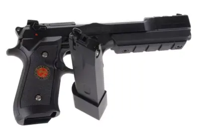 Replika pistoletu GP331 BIOHAZARD AUTO - Mod. B. Burton - obrazek 3
