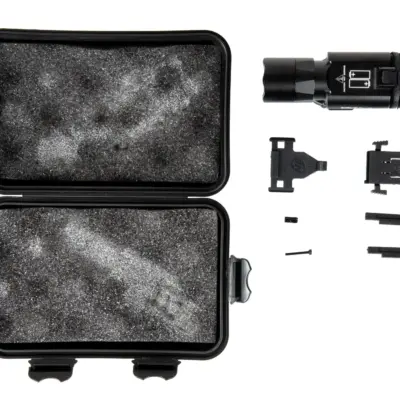 Latarka taktyczna do pistoletu X300U - czarna NEV-11-024943-00 asgbox.pl Latarka taktyczna do pistoletu X300U - czarna NEV-11-024943-00 asgbox.pl