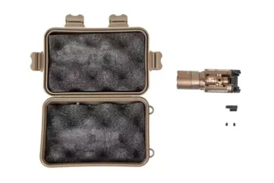 Latarka taktyczna na pistolet SF X400  - tan - obrazek 2
