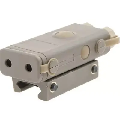 Replika PEQ 10 z celownikiem laserowym i latarką - tan FMA-10-005820-00 asgbox.pl Replika PEQ 10 z celownikiem laserowym i latarką - tan FMA-10-005820-00 asgbox.pl