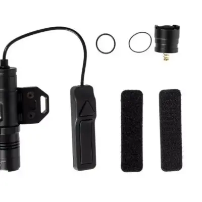 Latarka taktyczna FAST 302K-BK - czarna OPS-11-027650-00 asgbox.pl Latarka taktyczna FAST 302K-BK - czarna OPS-11-027650-00 asgbox.pl