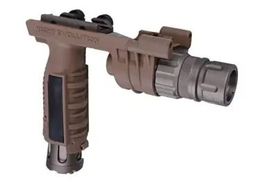 Latarka taktyczna M900V - dark earth - obrazek 5