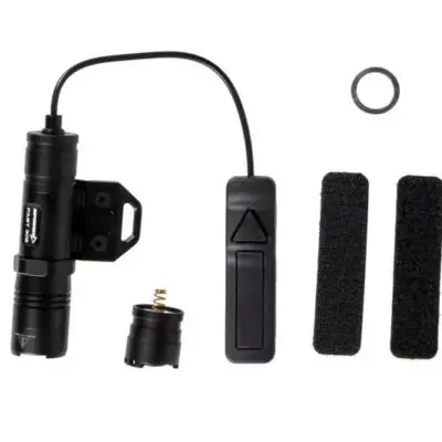 asgbox.pl - Latarka taktyczna FAST 302M-BK - czarna