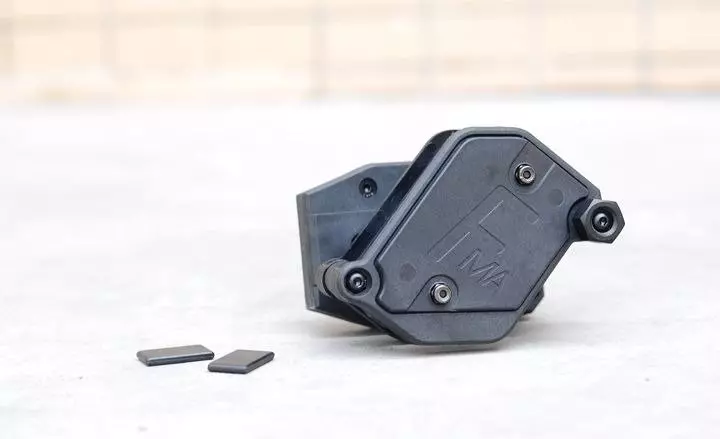 Wielopozycyjna, szybka ładownica na magazynek pistoletowy - czarna OD-G-FMA-19-003906-00 asgbox.pl Wielopozycyjna, szybka ładownica na magazynek pistoletowy - czarna - obrazek 4