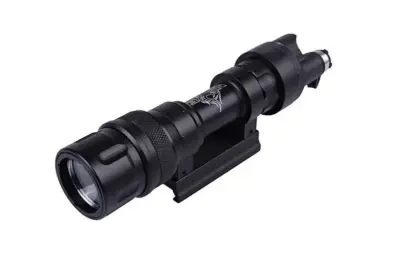 Latarka taktyczna M952V - czarna - obrazek 3