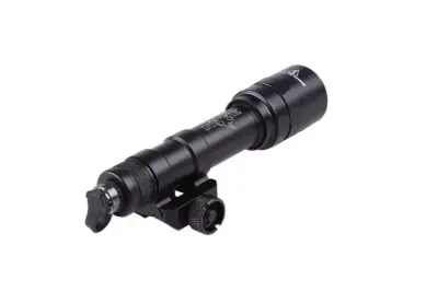 Latarka taktyczna M600U Scout - czarna - obrazek 5
