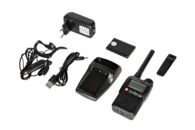 dwukanałowa radiostacja UV-3R (VHF / UHF)