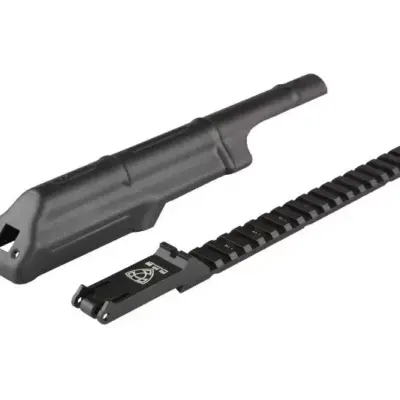 Alternative view of Pokrywa komory zamkowej z szyną RIS do replik typu AK