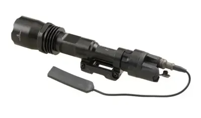 Latarka taktyczna typu eM961 LED 188 lm - obrazek 5