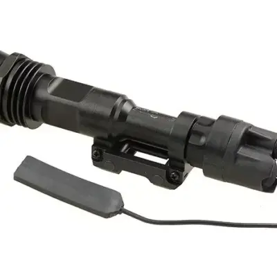 Latarka taktyczna typu eM961 LED 188 lm ELM-11-001062-00 asgbox.pl