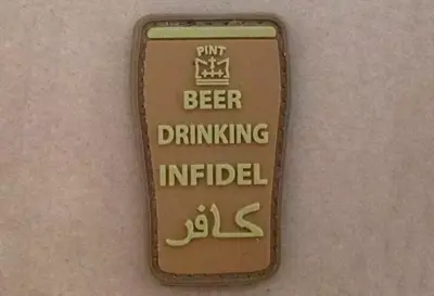 Naszywka 3D - Beer drinking infidel - Coyote - obrazek 2