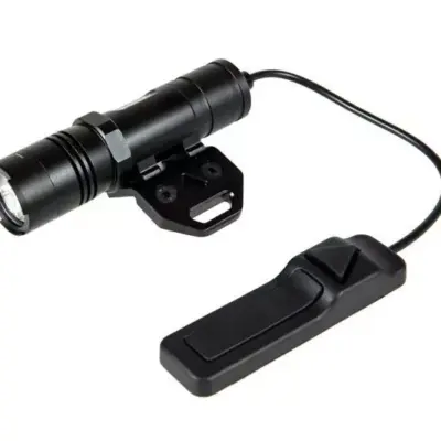 Latarka taktyczna FAST 302M-BK - czarna OPS-11-027651-00 asgbox.pl Latarka taktyczna FAST 302M-BK - czarna OPS-11-027651-00 asgbox.pl