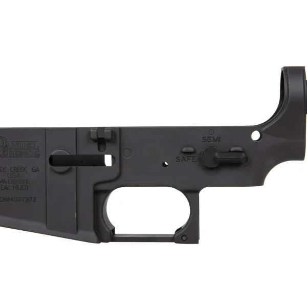asgbox.pl - Metalowy dolny korpus Daniel Defense do serii M4 SA z systemem ESA2™ - Czarny