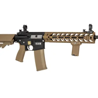 Karabinek ASG Specna Arms SA-E15 EDGE™ Half-Tan (OUTLET) OUT-72-042752-00 asgbox.pl Karabinek ASG Specna Arms SA-E15 EDGE™ Half-Tan (OUTLET) OUT-72-042752-00 asgbox.pl