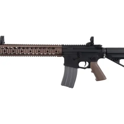 Karabinek ASG Vega Force Company VR16 Fighter Carbine MK2 Half-Tan (OUTLET) OUT-72-042744-00 asgbox.pl Karabinek ASG Vega Force Company VR16 Fighter Carbine MK2 Half-Tan (OUTLET) OUT-72-042744-00 asgbox.pl