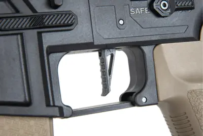Karabinek ASG Specna Arms SA-F05-RL FLEX™ HAL ETU™ Light Ops/ New Receiver Half-Tan - obrazek 4