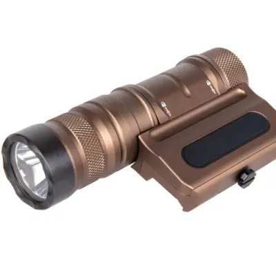 Latarka taktyczna WDSN Optimized Weapon Light Dark Earth WDN-11-038968-00 asgbox.pl Latarka taktyczna WDSN Optimized Weapon Light Dark Earth WDN-11-038968-00 asgbox.pl